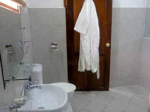 Secrets Guest House Entebbe Chambre photo